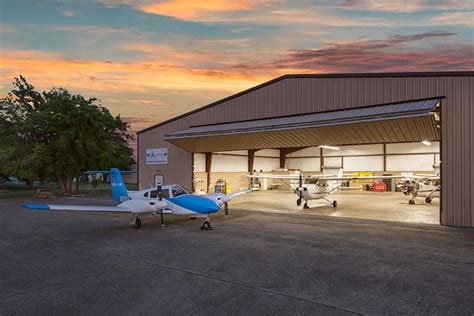 You want to learn from a school that maintains the highest level of safety standards throughout your flight training. . Flight school san diego